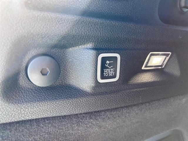 new 2024 Jeep Grand Cherokee L car, priced at $73,195