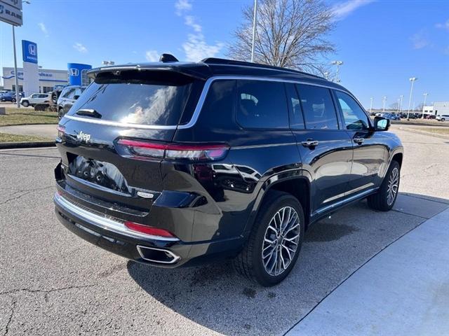 new 2024 Jeep Grand Cherokee L car, priced at $73,195