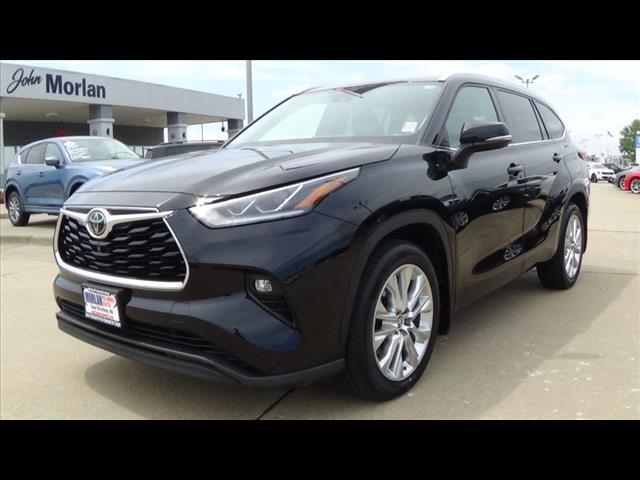 used 2021 Toyota Highlander car, priced at $37,988