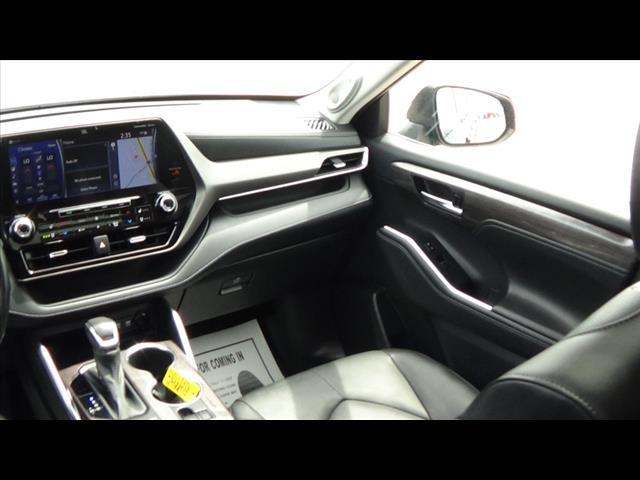 used 2021 Toyota Highlander car, priced at $37,988
