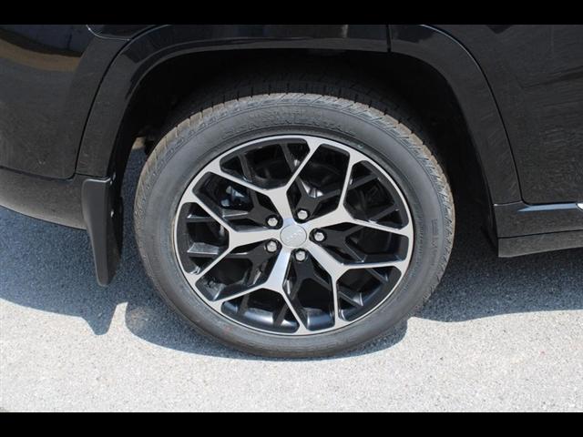 new 2022 Jeep Grand Cherokee car, priced at $82,300