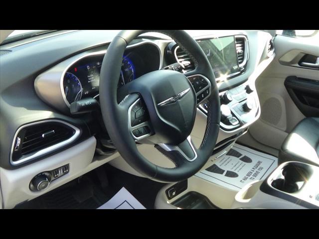 used 2024 Chrysler Pacifica car, priced at $35,988