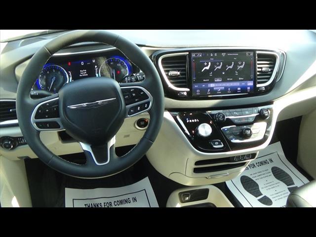 used 2024 Chrysler Pacifica car, priced at $35,988