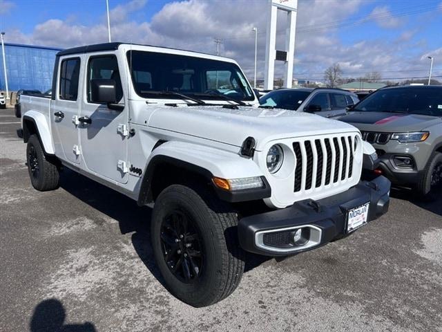 new 2023 Jeep Gladiator car, priced at $48,805