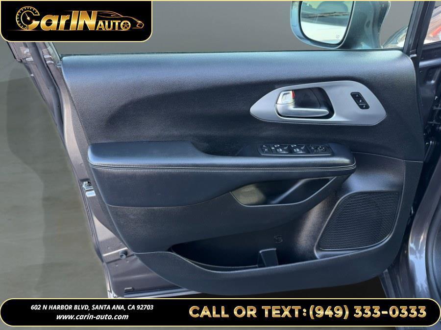 used 2019 Chrysler Pacifica car, priced at $22,990