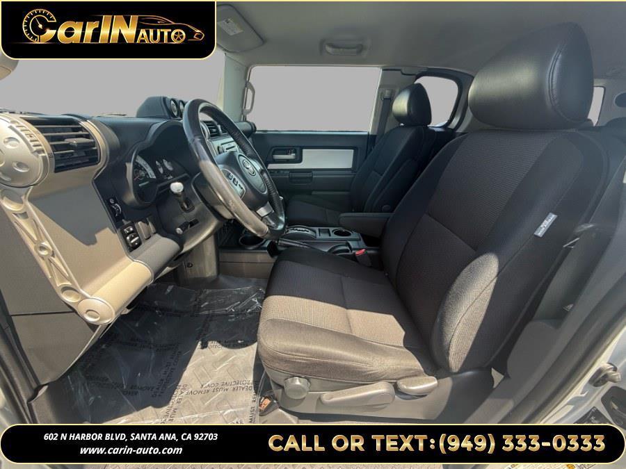 used 2007 Toyota FJ Cruiser car, priced at $18,990