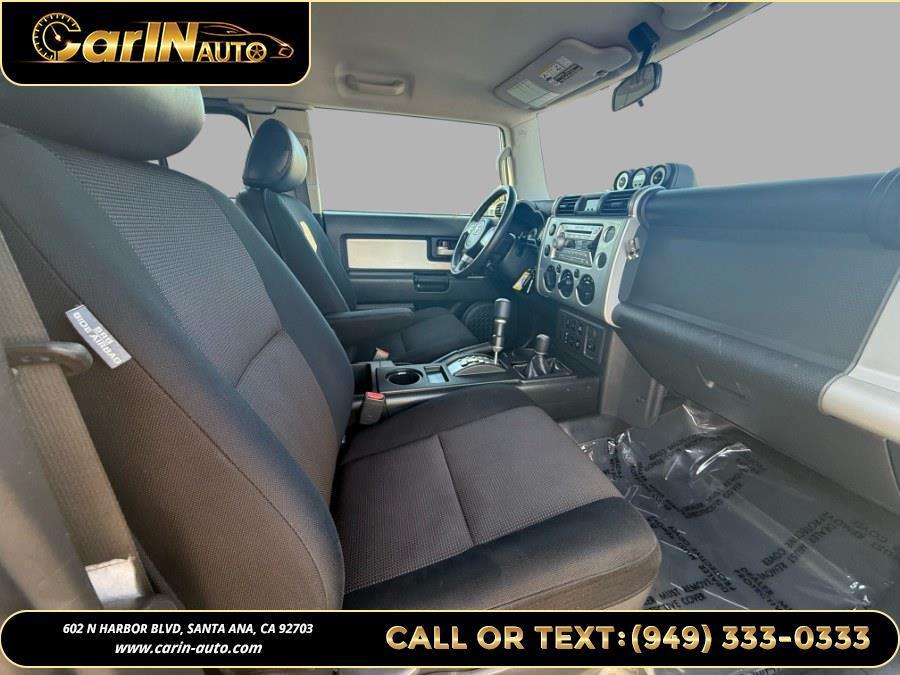 used 2007 Toyota FJ Cruiser car, priced at $18,990