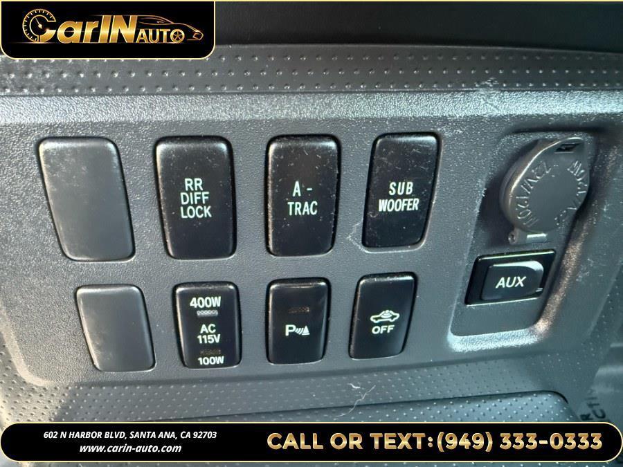 used 2007 Toyota FJ Cruiser car, priced at $18,990