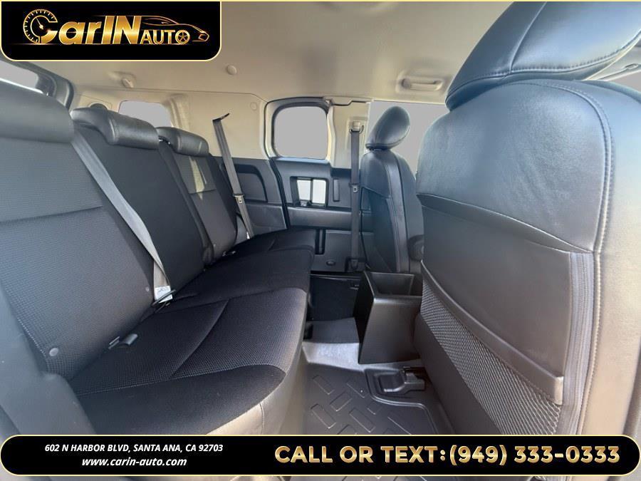 used 2007 Toyota FJ Cruiser car, priced at $18,990