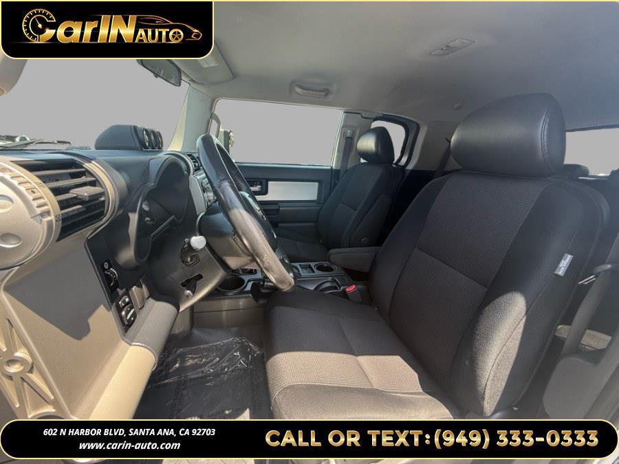 used 2007 Toyota FJ Cruiser car, priced at $18,990