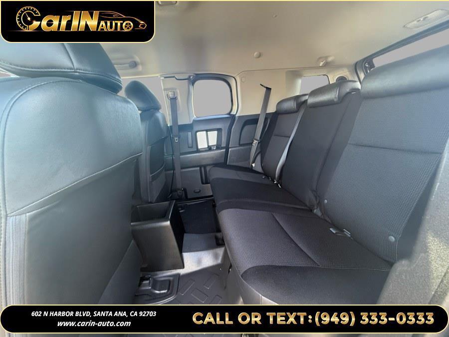 used 2007 Toyota FJ Cruiser car, priced at $18,990