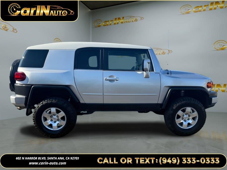 used 2007 Toyota FJ Cruiser car, priced at $18,990