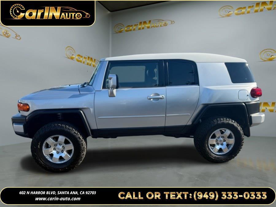 used 2007 Toyota FJ Cruiser car, priced at $18,990