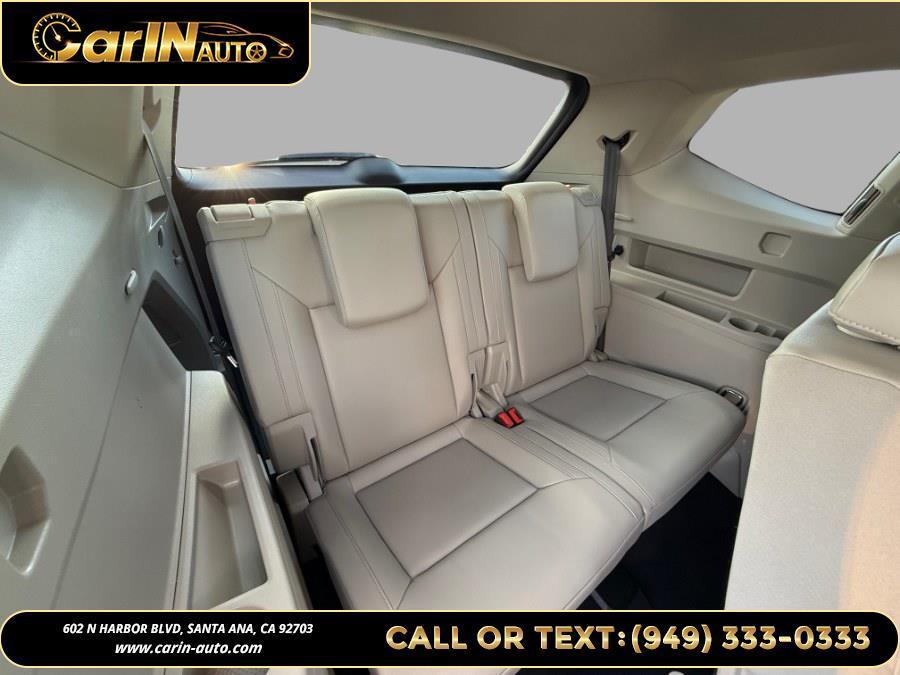 used 2019 Volkswagen Atlas car, priced at $17,490