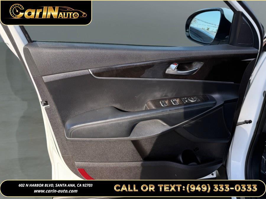 used 2018 Kia Sorento car, priced at $10,990