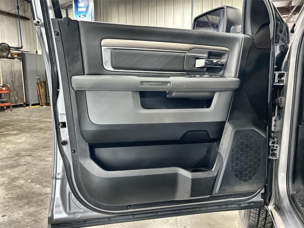 used 2019 Ram 1500 Classic car, priced at $30,381