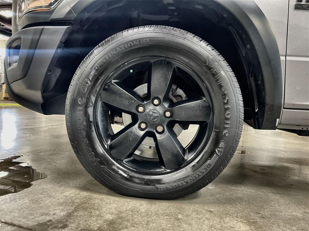 used 2019 Ram 1500 Classic car, priced at $30,381