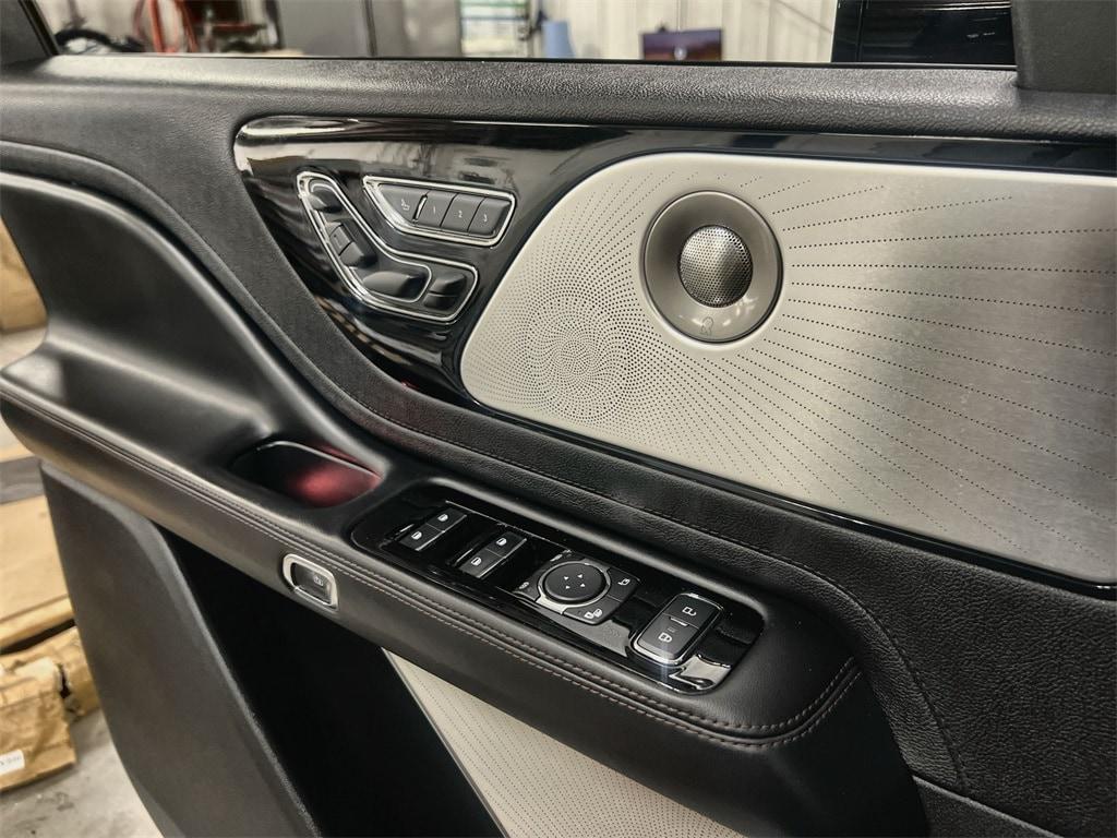 used 2020 Lincoln Aviator car, priced at $30,984