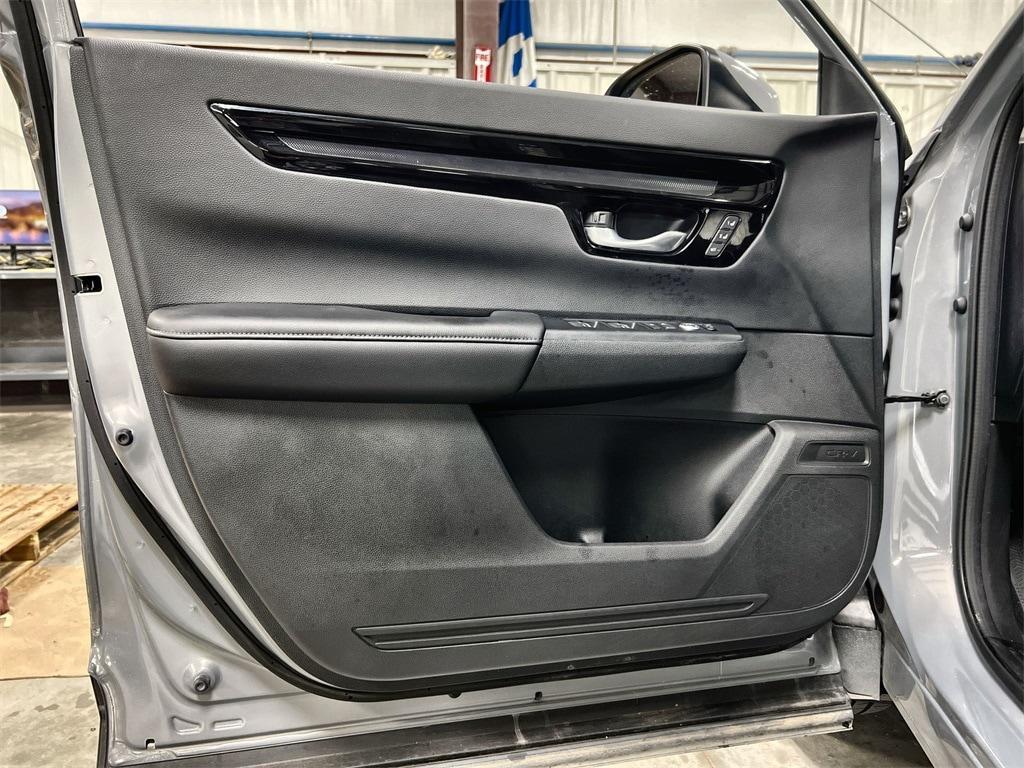 used 2024 Honda CR-V car, priced at $32,783