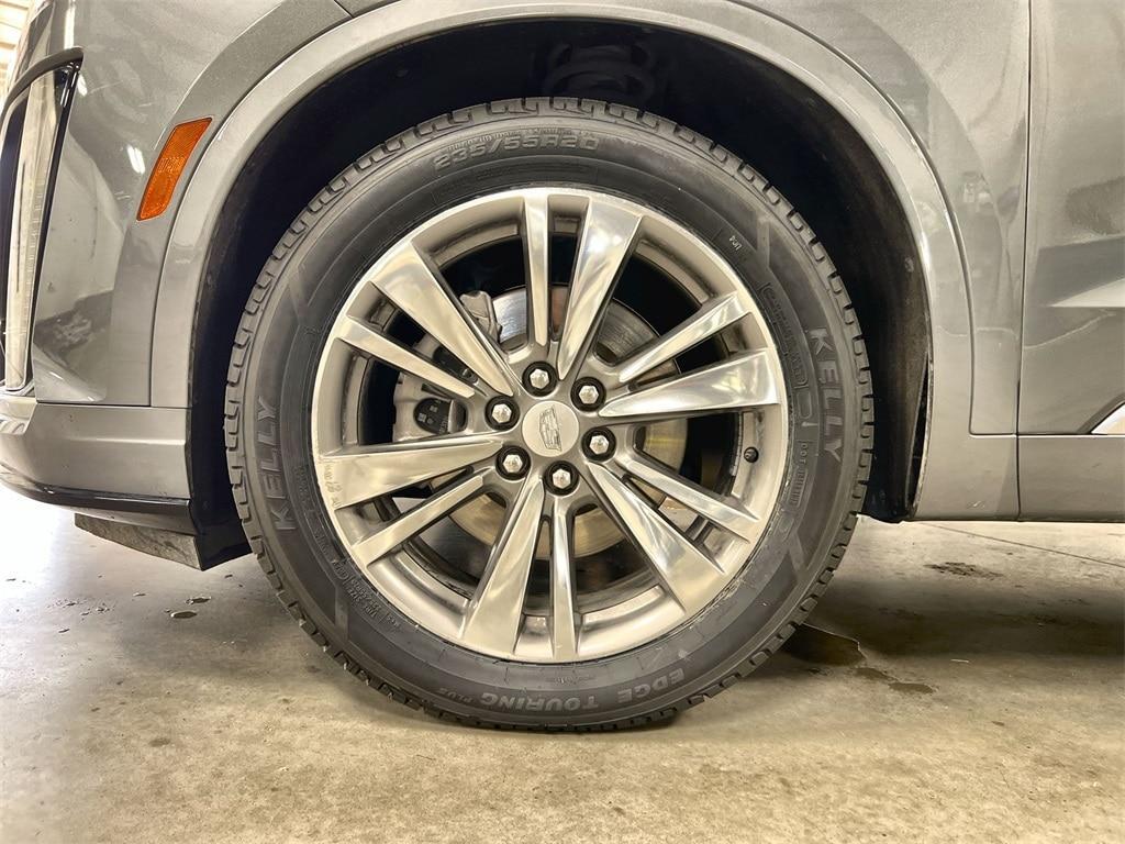 used 2021 Cadillac XT6 car, priced at $29,282