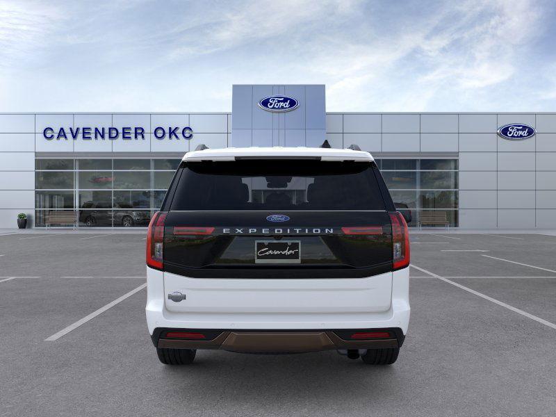 new 2025 Ford Expedition car, priced at $82,927