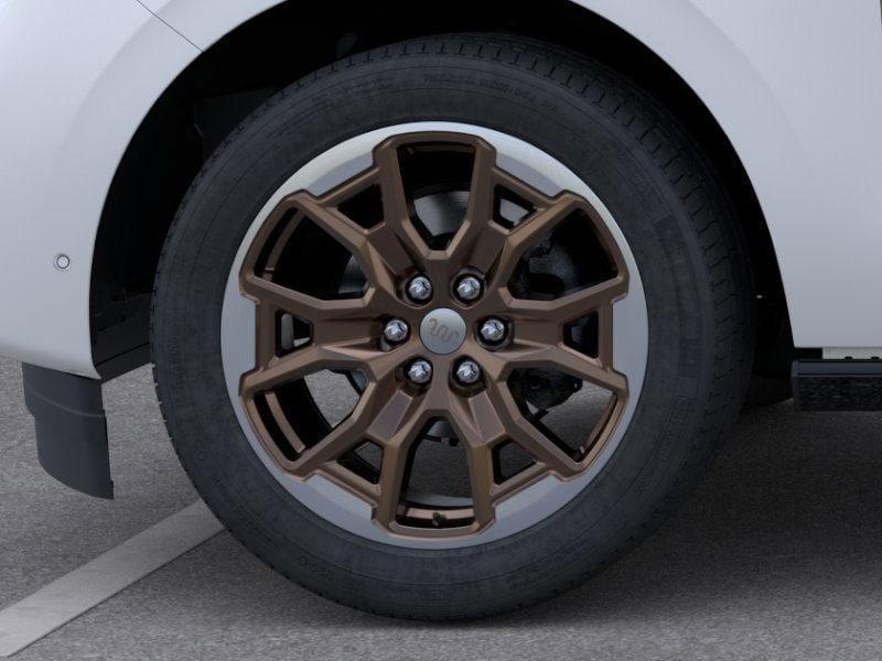 new 2025 Ford Expedition car, priced at $82,927