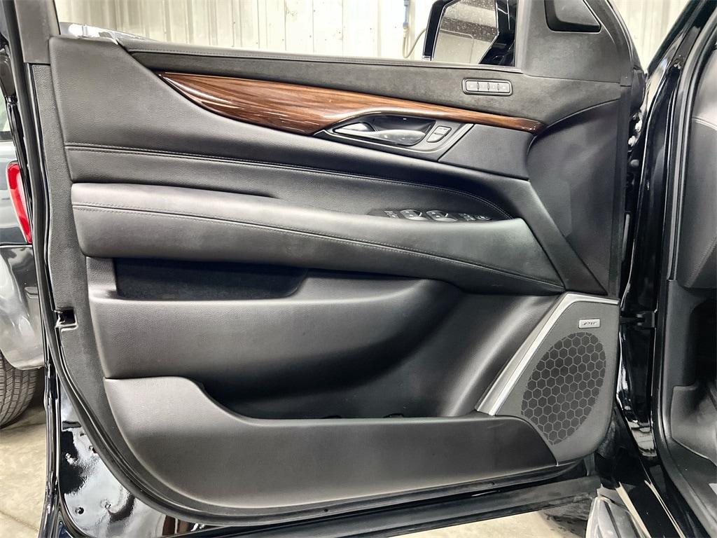 used 2020 Cadillac Escalade car, priced at $45,984