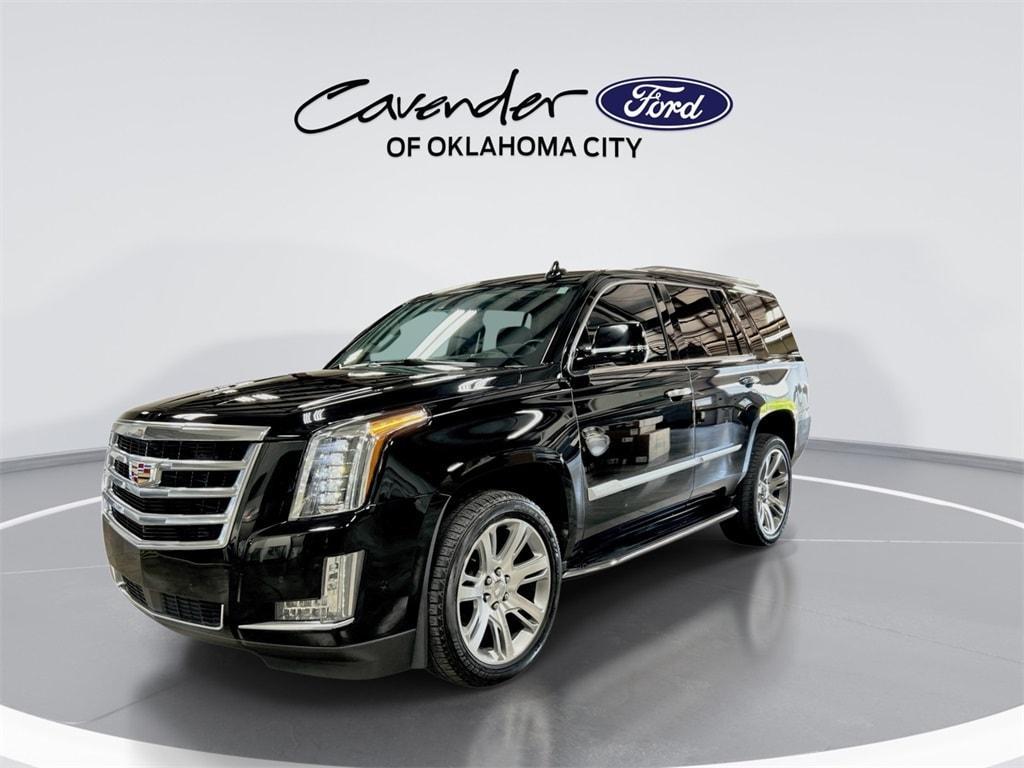 used 2020 Cadillac Escalade car, priced at $45,984
