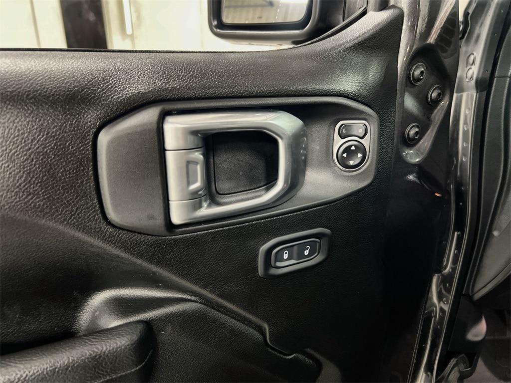 used 2023 Jeep Gladiator car, priced at $32,283
