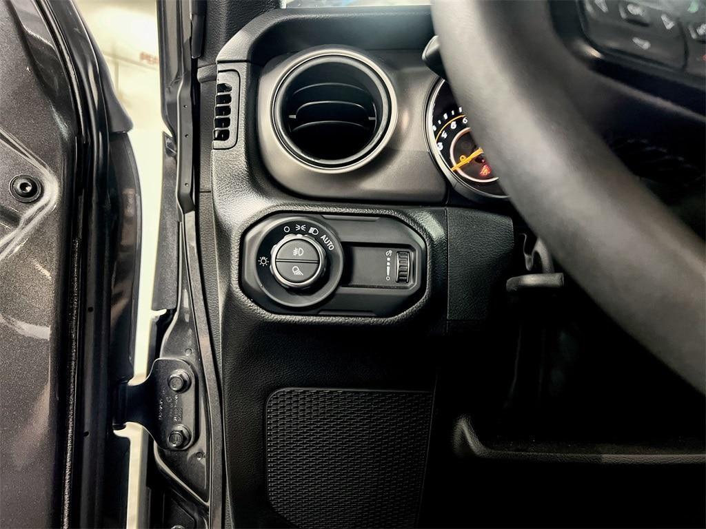 used 2023 Jeep Gladiator car, priced at $32,283