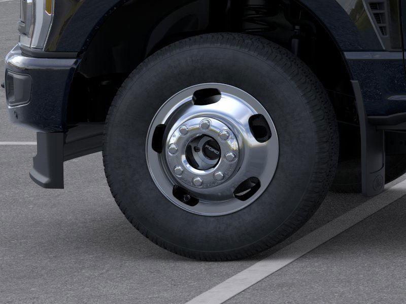 new 2025 Ford F-350 car, priced at $100,137