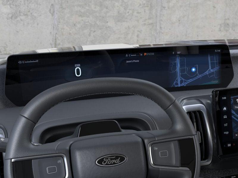 new 2025 Ford Expedition car, priced at $84,628
