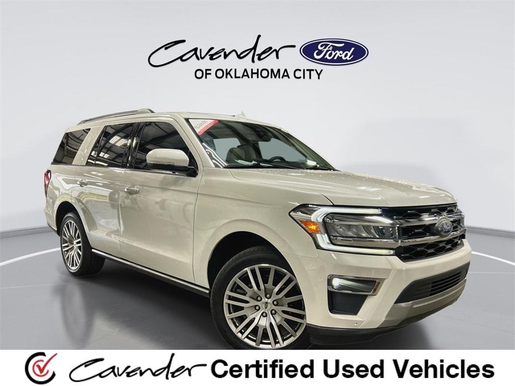 used 2024 Ford Expedition car, priced at $62,421