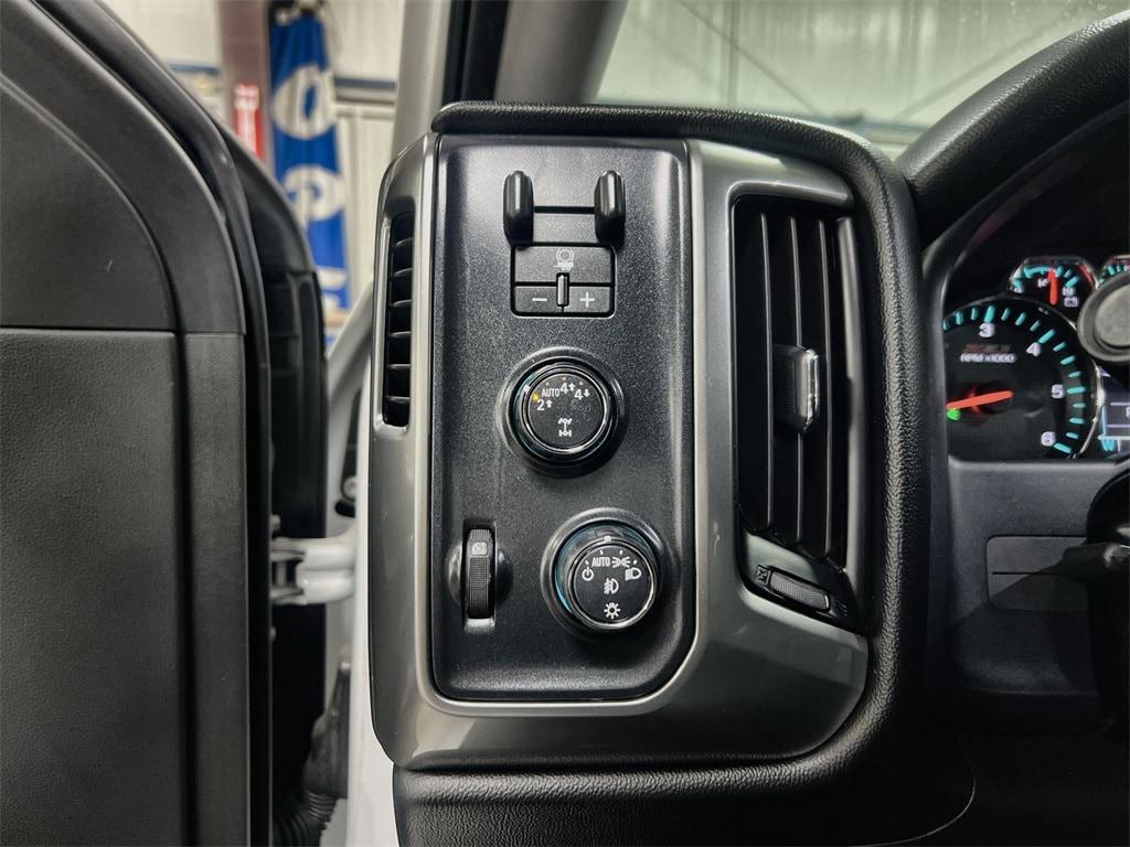 used 2018 Chevrolet Silverado 1500 car, priced at $31,783