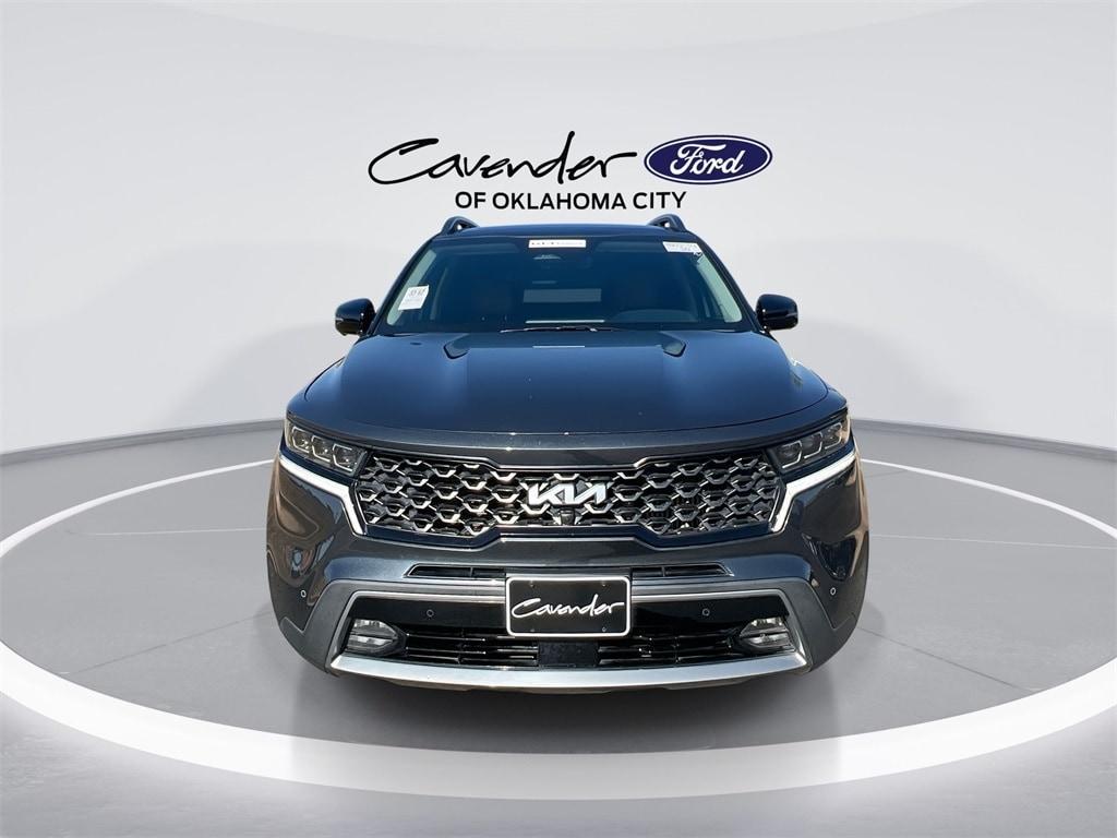 used 2022 Kia Sorento car, priced at $29,684