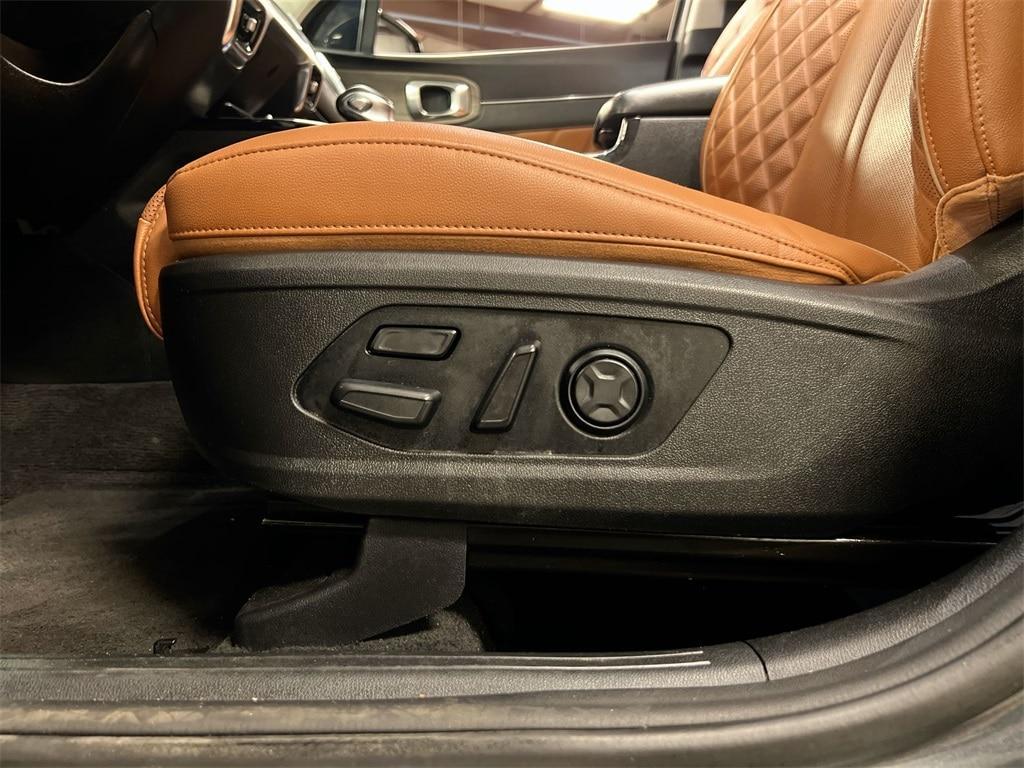 used 2022 Kia Sorento car, priced at $29,287