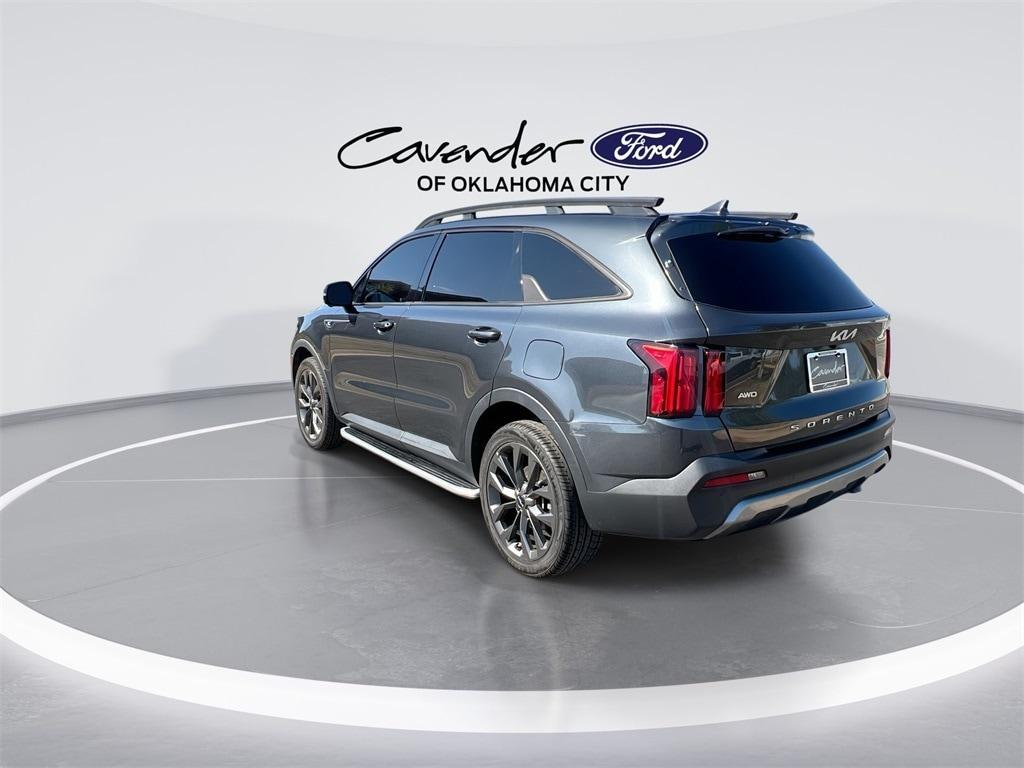 used 2022 Kia Sorento car, priced at $29,684