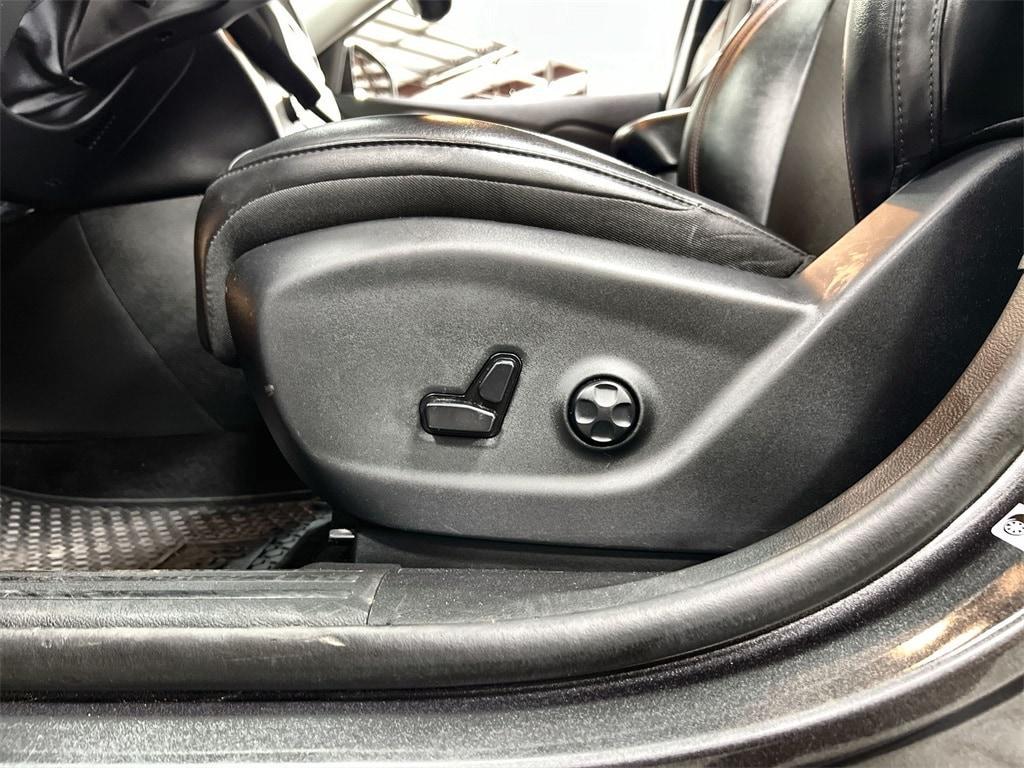 used 2021 Jeep Cherokee car, priced at $23,922