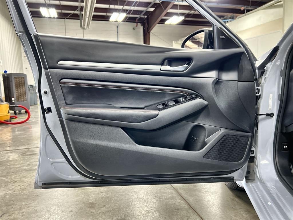 used 2023 Nissan Altima car, priced at $22,482