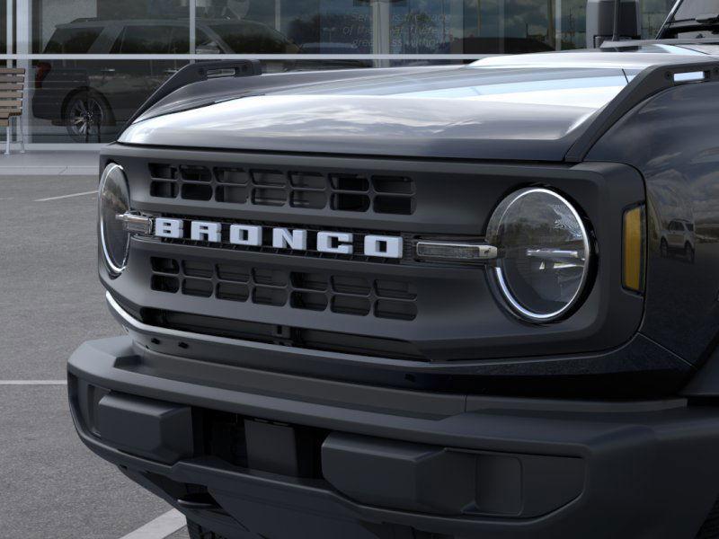 new 2025 Ford Bronco car, priced at $40,306
