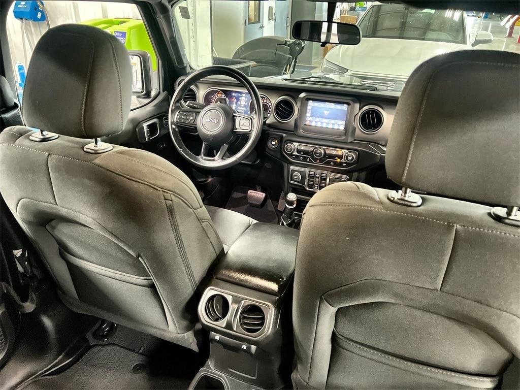 used 2021 Jeep Wrangler Unlimited car, priced at $27,984