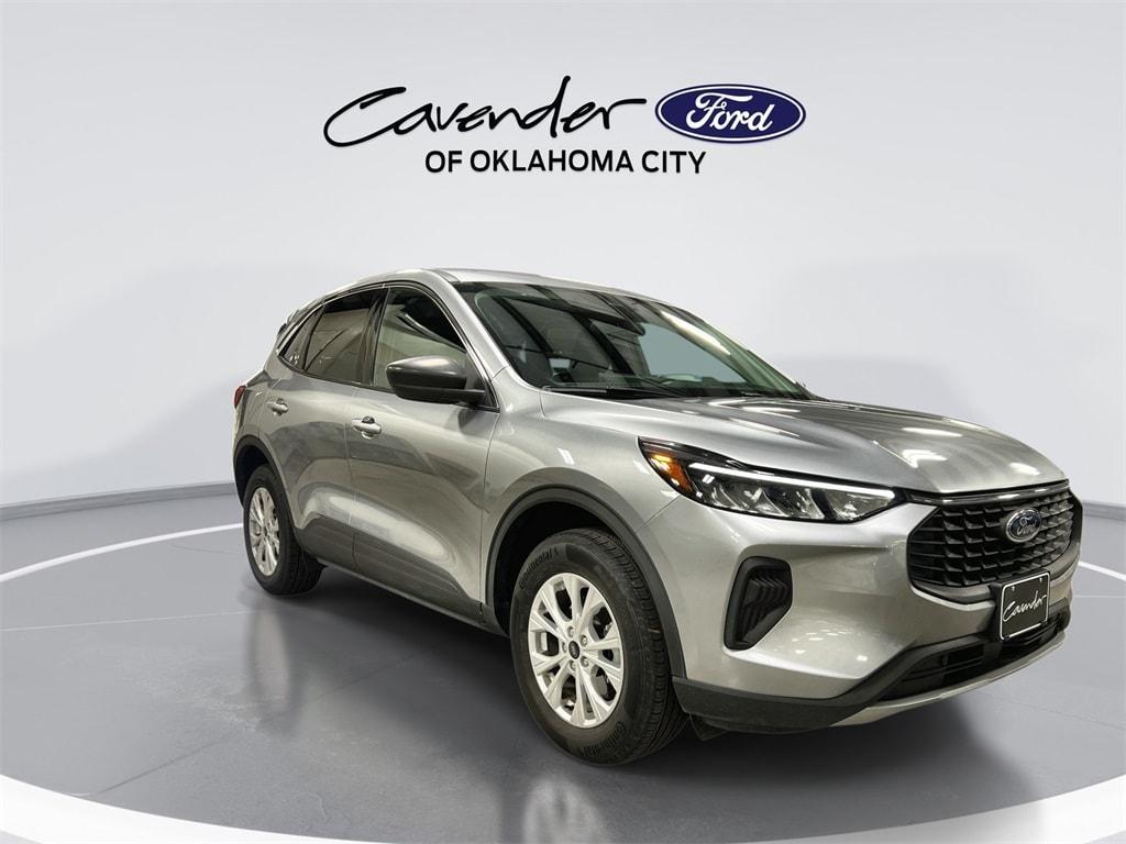 used 2024 Ford Escape car, priced at $23,124