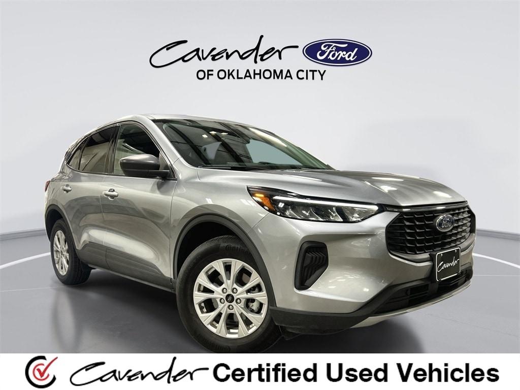 used 2024 Ford Escape car, priced at $23,124