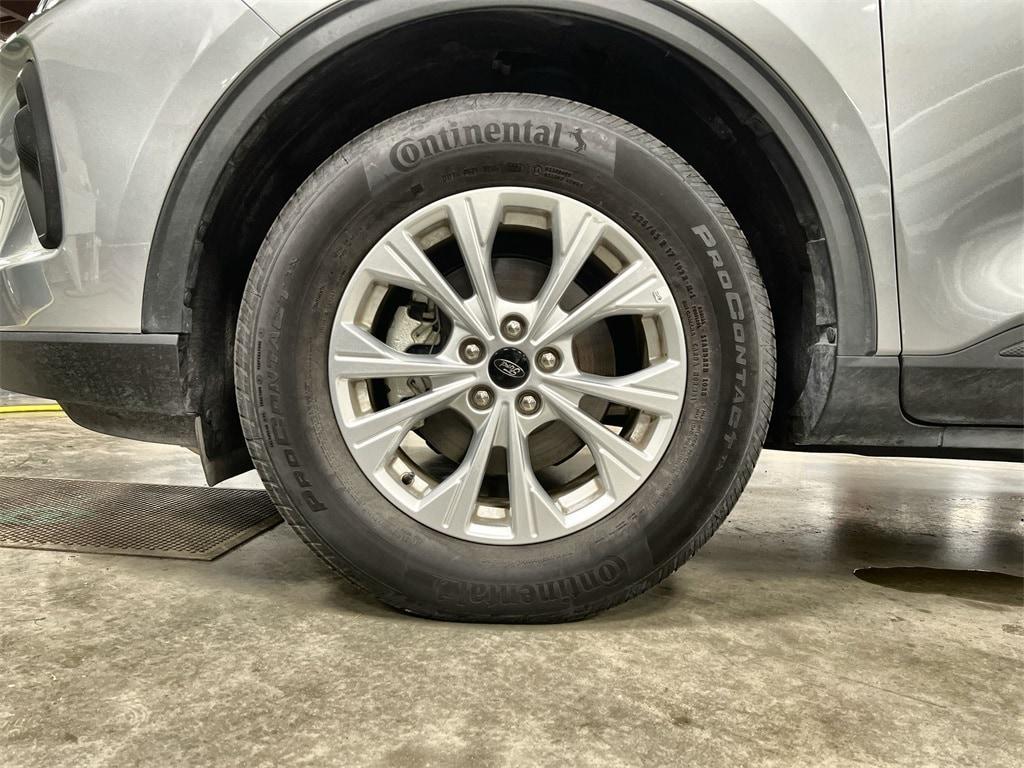 used 2024 Ford Escape car, priced at $23,124