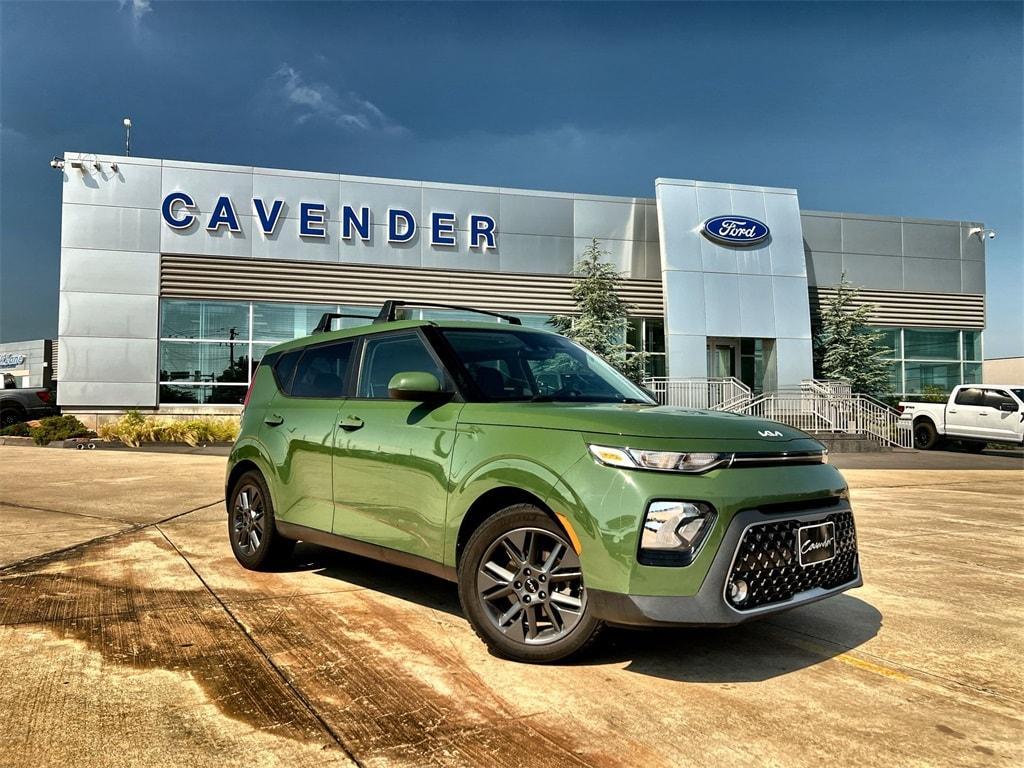 used 2022 Kia Soul car, priced at $15,571