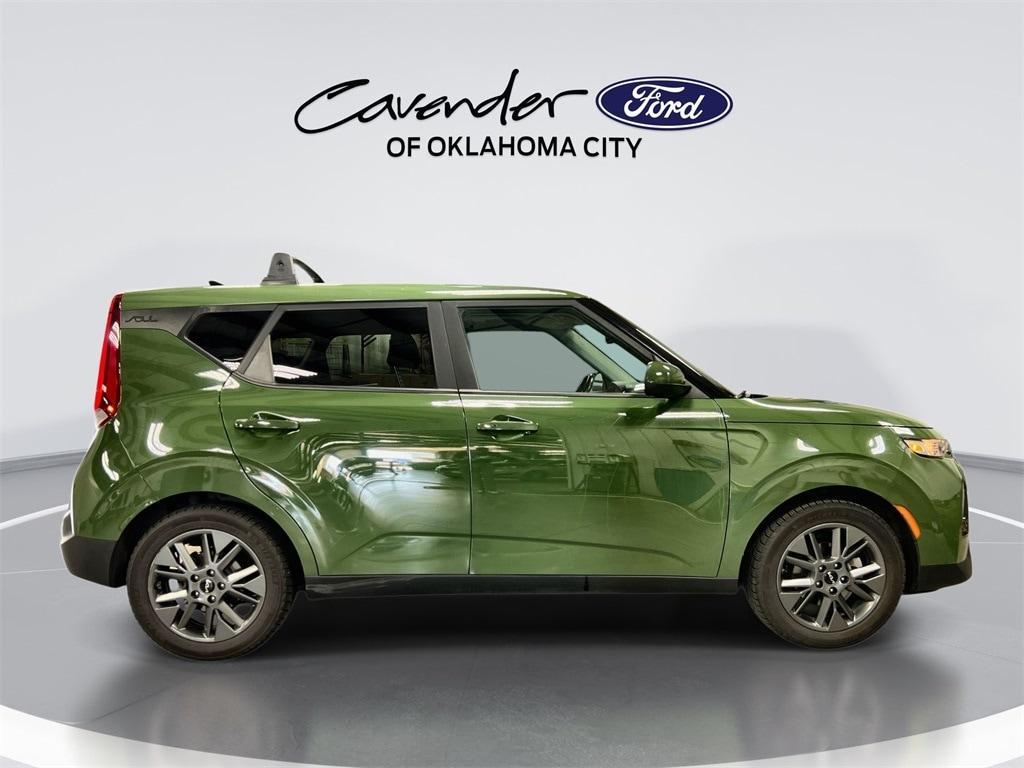 used 2022 Kia Soul car, priced at $15,571
