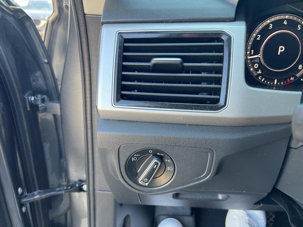 used 2019 Volkswagen Atlas car, priced at $21,682