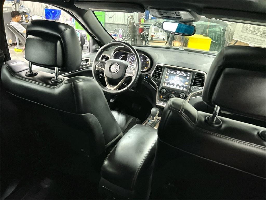 used 2017 Jeep Grand Cherokee car, priced at $16,484