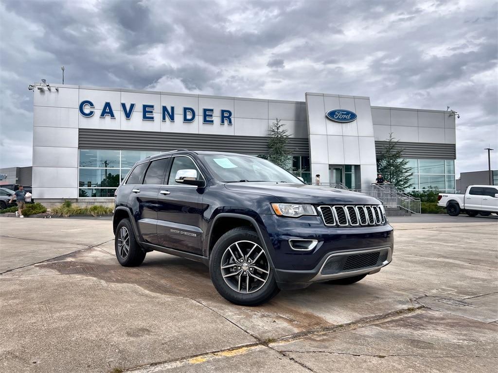 used 2017 Jeep Grand Cherokee car, priced at $16,484