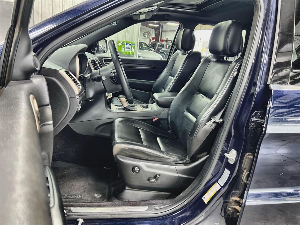 used 2017 Jeep Grand Cherokee car, priced at $16,484